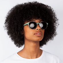 Load image into Gallery viewer, Chamberí Military Green Woman
