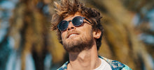 Load image into Gallery viewer, Dalston Clip-On Man
