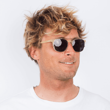 Load image into Gallery viewer, Dalston Honey Man
